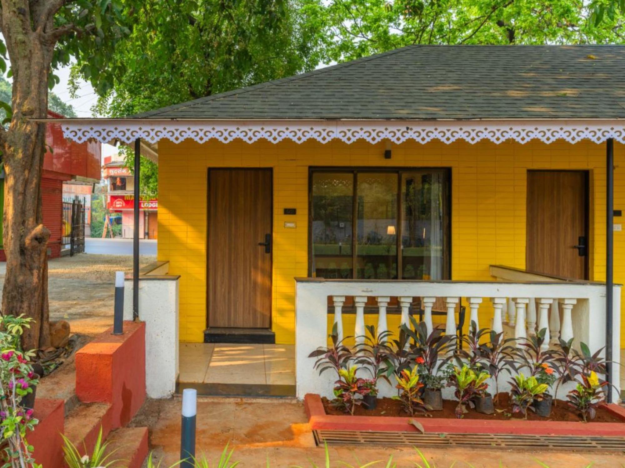 The Hosteller Lonavala, City Centre Exterior photo