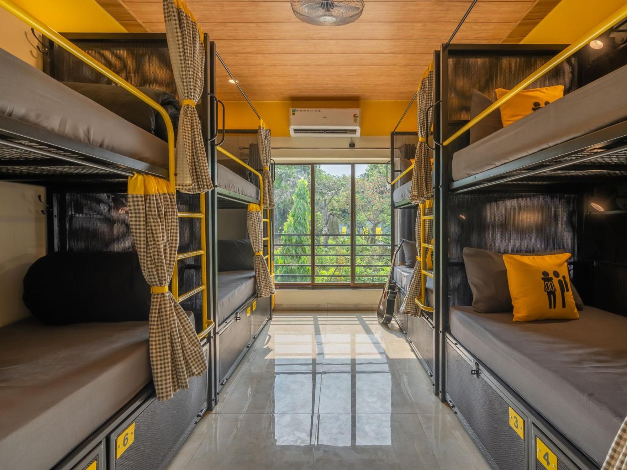 The Hosteller Lonavala, City Centre Exterior photo